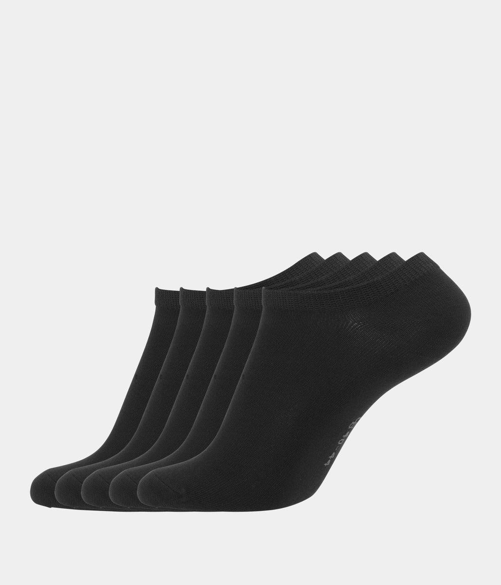5 pack black no show breathable bamboo socks from Copenhagen Bamboo