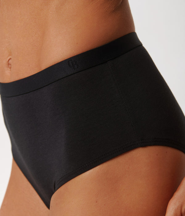 Bamboo Package - T-shirt &amp; Maxi Panties &amp; Socks - Black