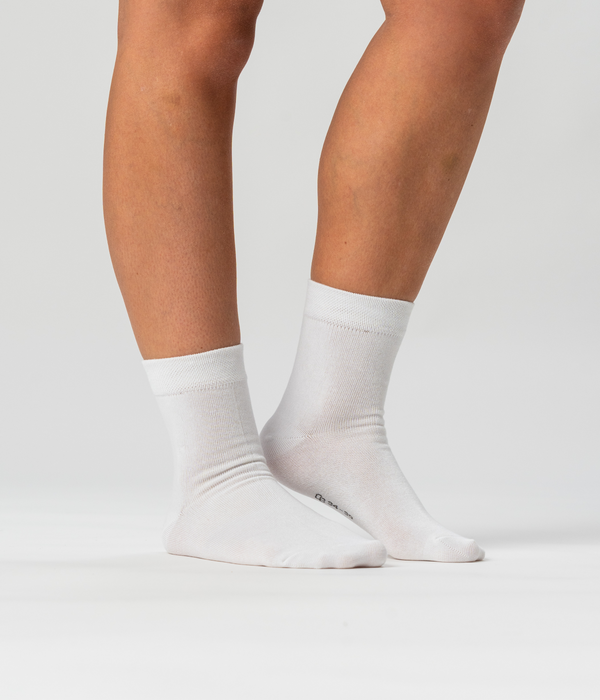 10 pairs of white bamboo socks low cut
