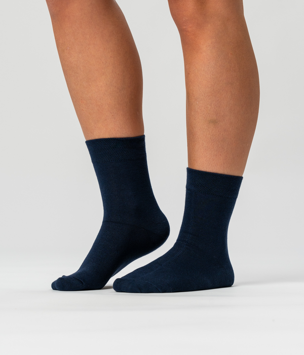 10 pairs of bamboo socks low cut white/navy