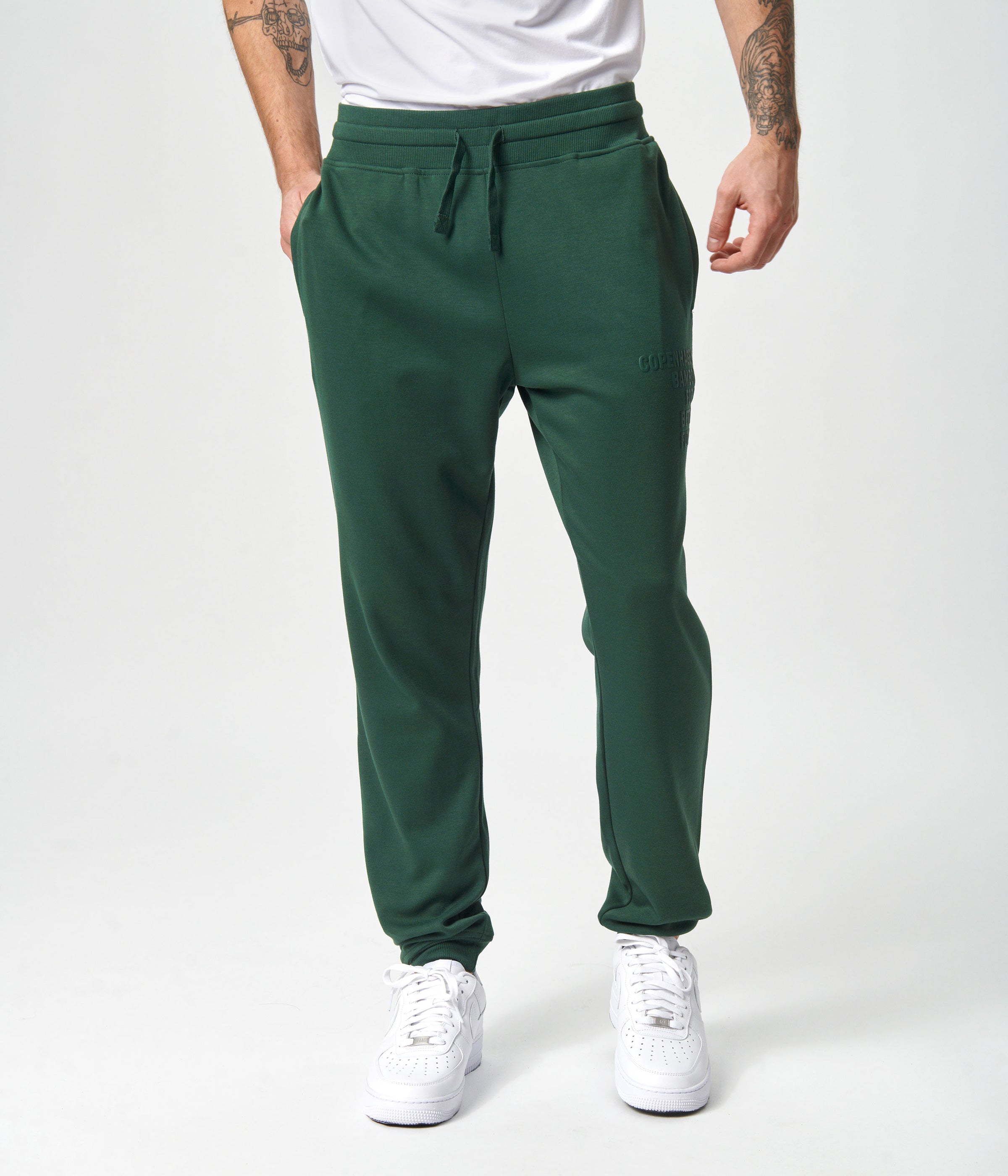 Men s green bamboo sweatpants with zipper pockets Copenhagen Bamboo