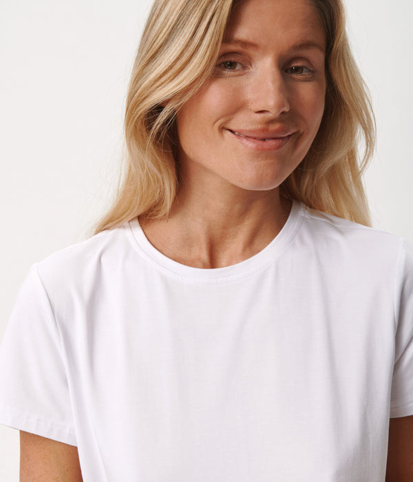 Bamboo Package - T-shirt &amp; Maxi Panties &amp; Socks - White